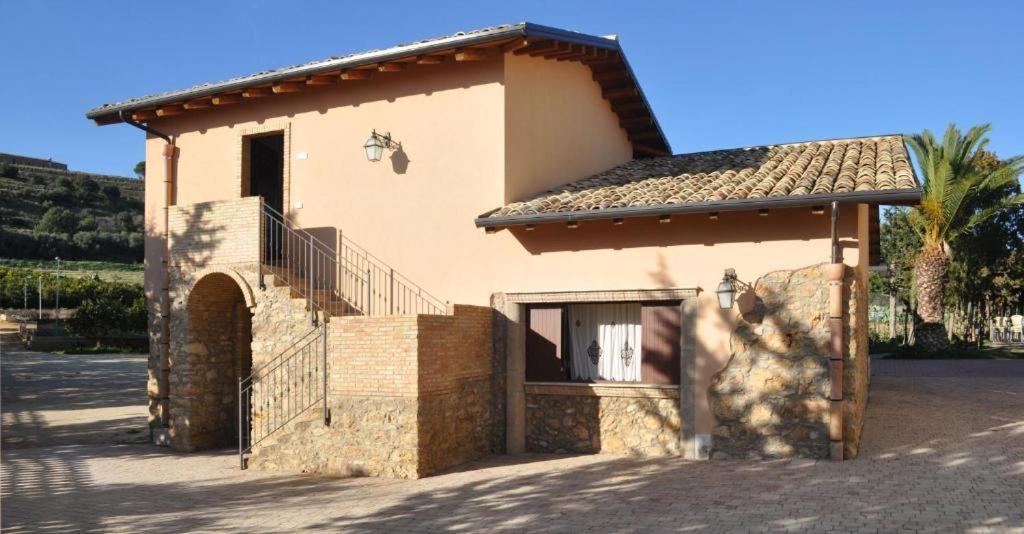 Tenuta Bellaprima Caltagirone Niscemi Eksteriør bilde