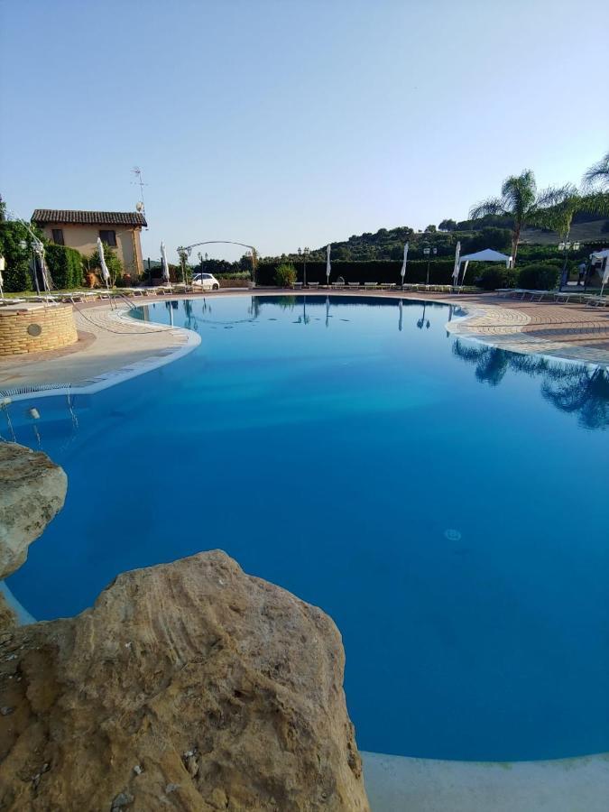 Tenuta Bellaprima Caltagirone Niscemi Eksteriør bilde